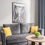 Sleep & Fly & I Comfort Apartment Wroclaw