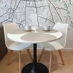 Sleep & Fly & I Comfort Apartament *