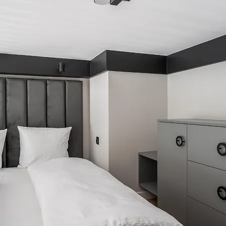 Sleep & Fly & Stay Airport Wroclaw