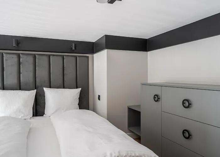 Sleep & Fly & I Comfort